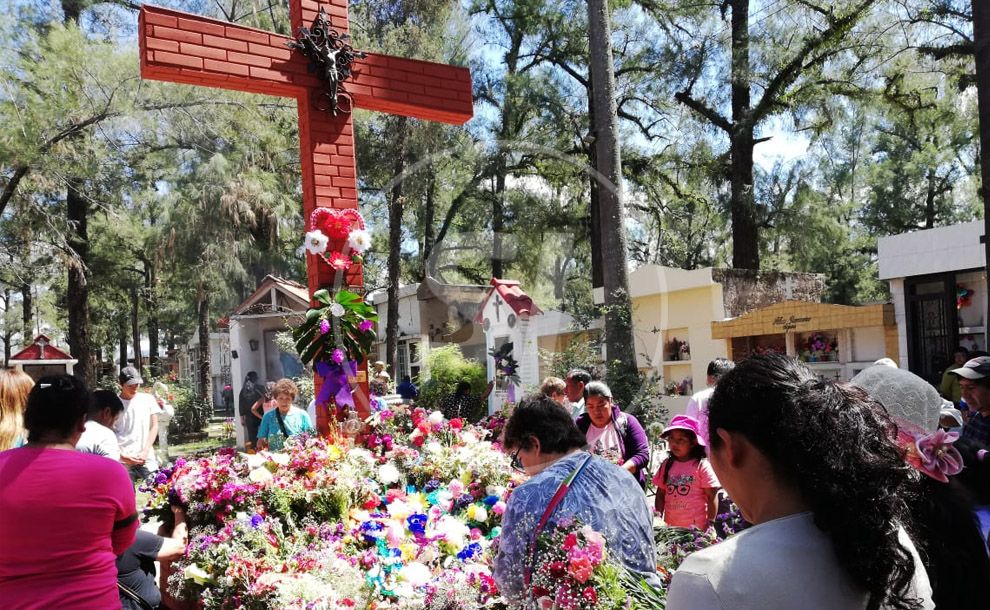 Cientos De Juje Os Recuerdan A Sus Fieles Difuntos Somos Jujuy