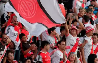 HINCHAS-RIVER