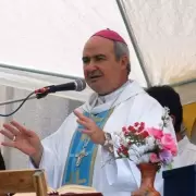 Obispo Fernndez: "Rezamos por todos los difuntos, en especial por los que nadie reza o murieron solos y abandonados"