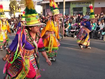 desfile-bolivia