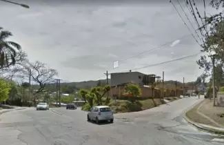 calle-los-perales