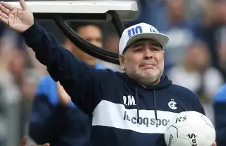 maradona-renuncia