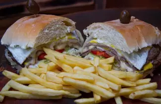 lomito-con-papas