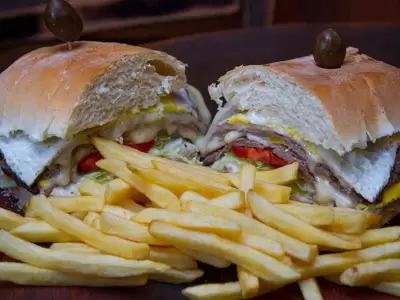 lomito-con-papas