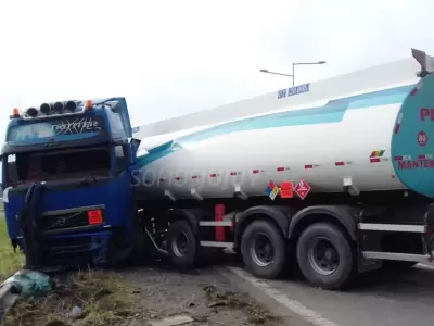 camion-cisterna-4