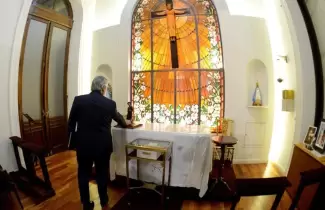 Alberto-en-la-Iglesia