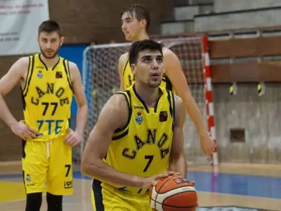 Corvalan-basquet