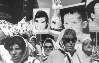 abuelas-de-plaza-de-mayo