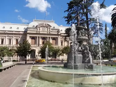 jujuy-plaza