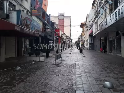 peatonal-cuarentena-invierno