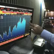 El riesgo país tocó los 1140 puntos y marcó el mayor nivel en casi un año