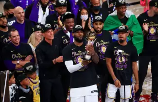 lakers-1