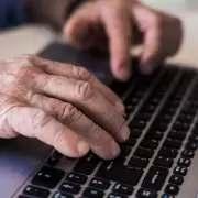 Dictar�n una nueva capacitaci�n a adultos mayores para prevenir estafas virtuales