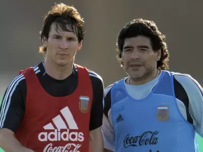 messi-maradona-1