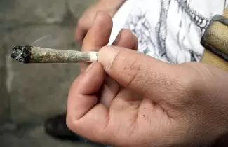 imagen-ilustrativa-cigarrillo-de-marihuana