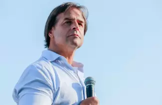 LACALLE-POU