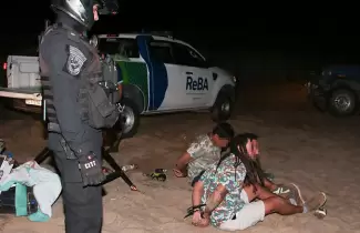 fiesta-clandestina-playa