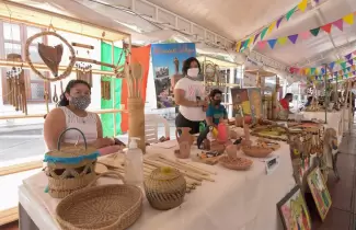 MERCADO-ARTESANAL