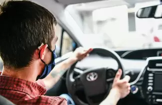 auto-manejo-conductor