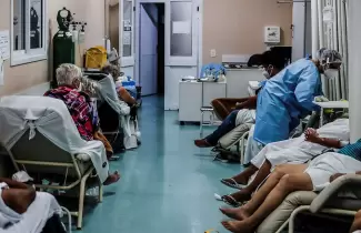brasil-hospitales-llenos