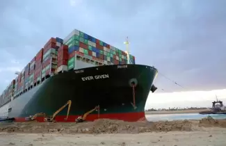buque-canal-de-suez