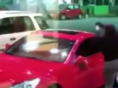 ataco-al-amante-de-su-pareja
