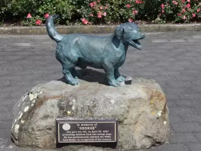 perro-estatua