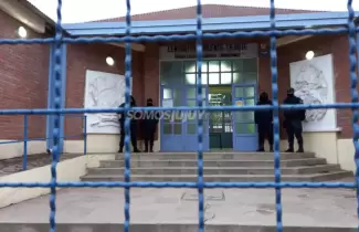 escuela-cerrada-1