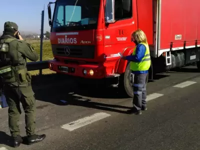 Gendarmeria-Camion-Pedido-de-captura