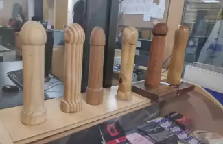 penes-de-madera