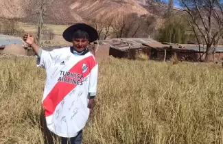 enzo-camiseta-river