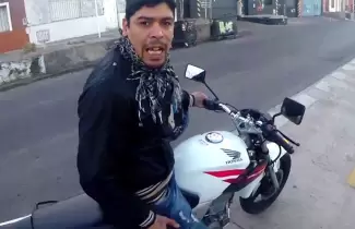motochorro-gaston-aguirre