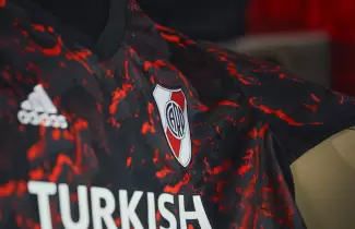camiseta-river-02