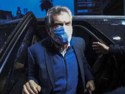 mauricio-macri-barbijo