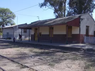 Estacion-Maquinista-Veron-Los-Lapachos-El-Carmen-Jujuy