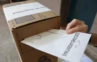 elecciones-urna