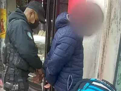 detenido-centro-consola-de-videojuegos