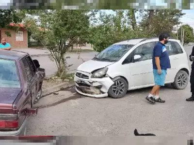 robo-choque-alto-comedero-policia