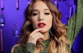 angela-torres