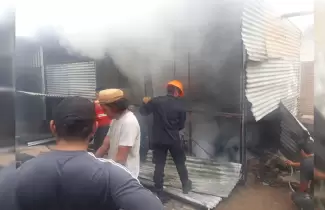 incendio-feria-tonino-alto-comedero