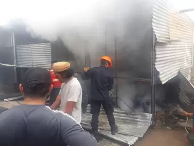 incendio-feria-tonino-alto-comedero
