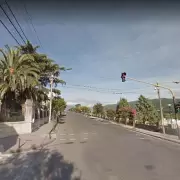Intentó robar un reflector led de un domicilio en pleno centro capitalino: fue detenido