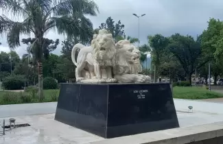 estatua-los-leones-refaccion-ciudad-de-nieva