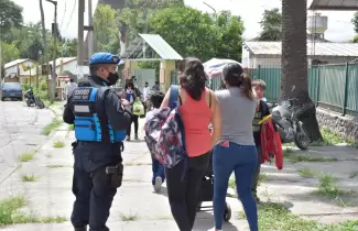 escuela-colegio-policia-seguridad-palpala