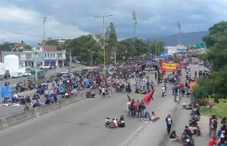 avenida-savio-corte-manifestacion
