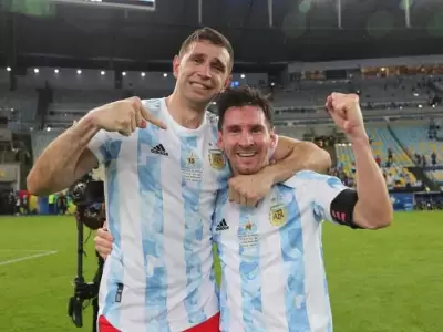 dibu-martinez-liones-messi