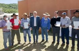 entrega-escrituras-el-fuerte