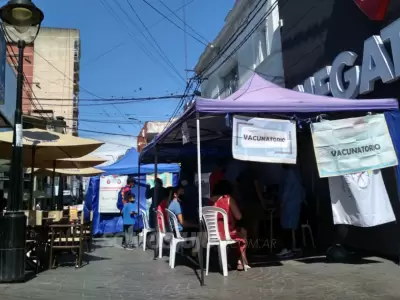 Peatonal-Vacunatorio-Fila-2