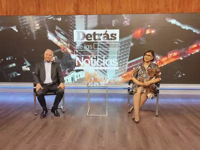 jenefes-claudia-detras-de-las-noticias