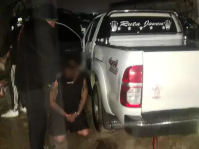 robo-camioneta-persecusion-policia